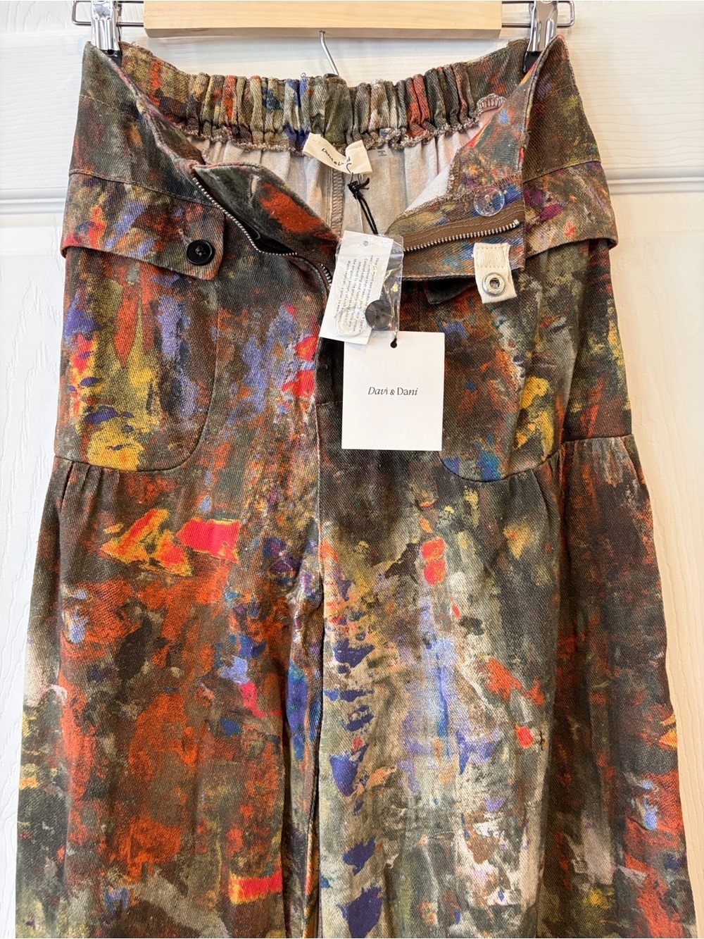 RESTOCKED DAVI & DANI Olive Orange Paint-Splatter Denim Balloon Bottom Pant - Picture 3 of 11